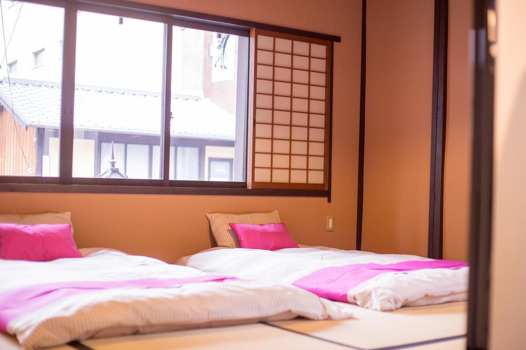 Le Machiya Rokkaku Suite Kyoto Exterior photo
