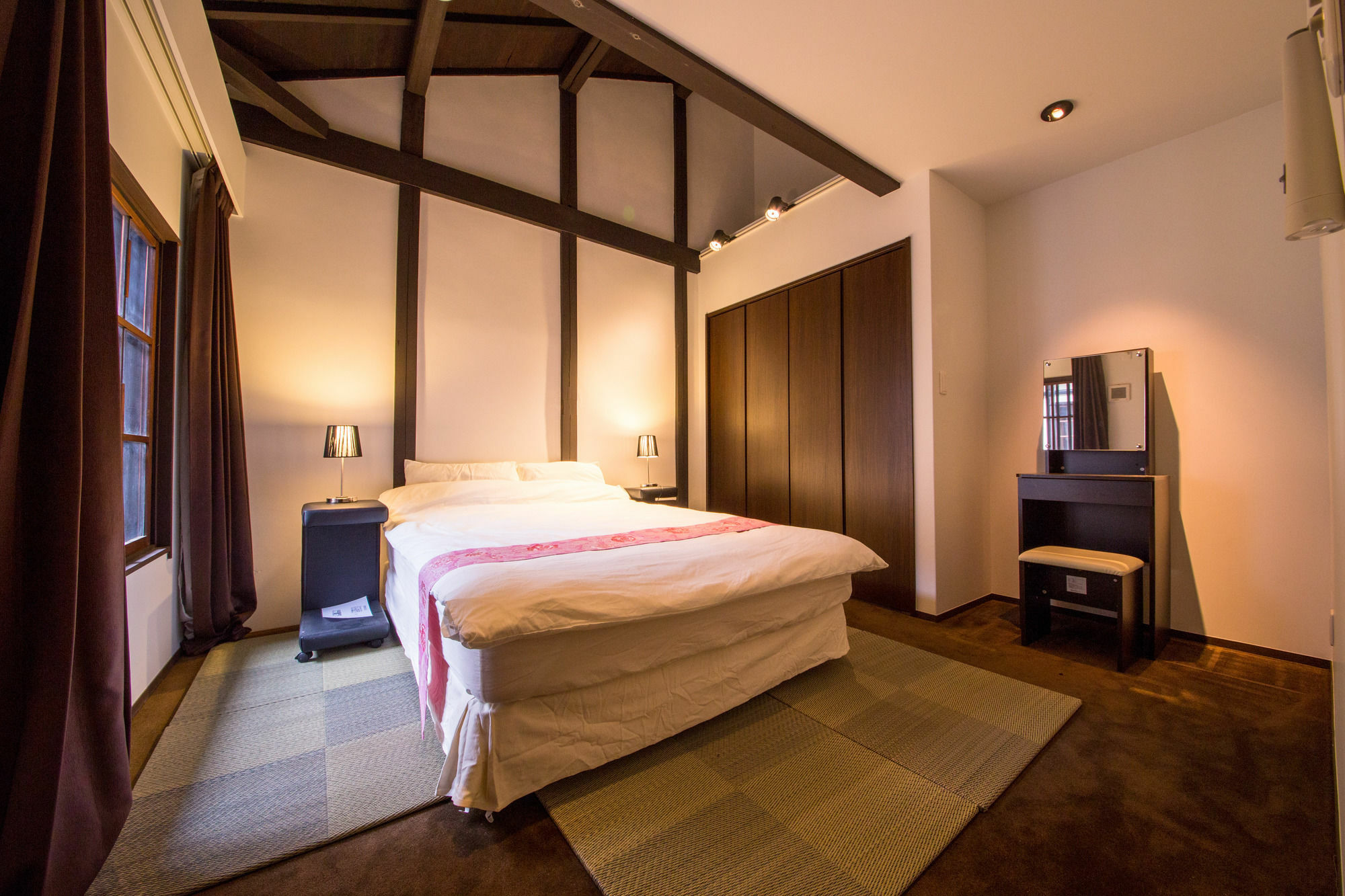 Le Machiya Rokkaku Suite Kyoto Exterior photo